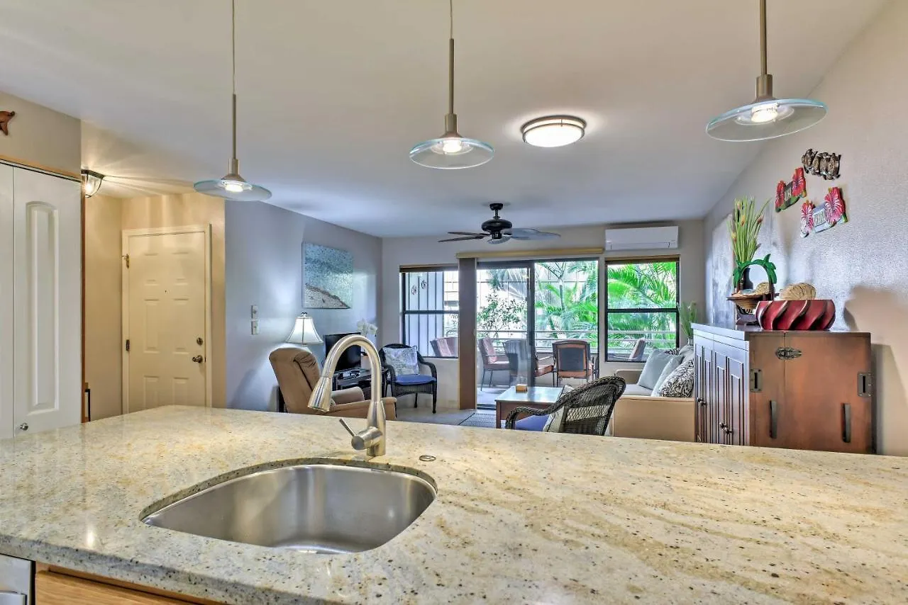 Kihei Condo Steps To Kalepolepo Beach Park!